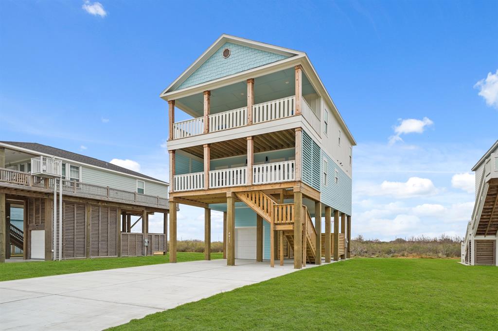 4411 Ranger Drive, Crystal Beach, Texas image 2