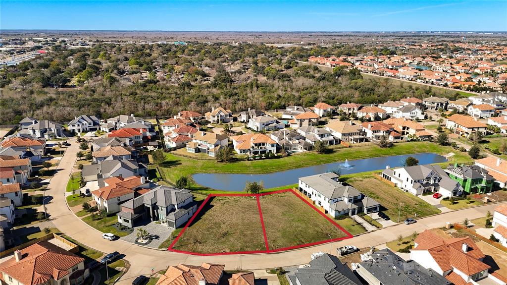 2326 Camden Creek Lane