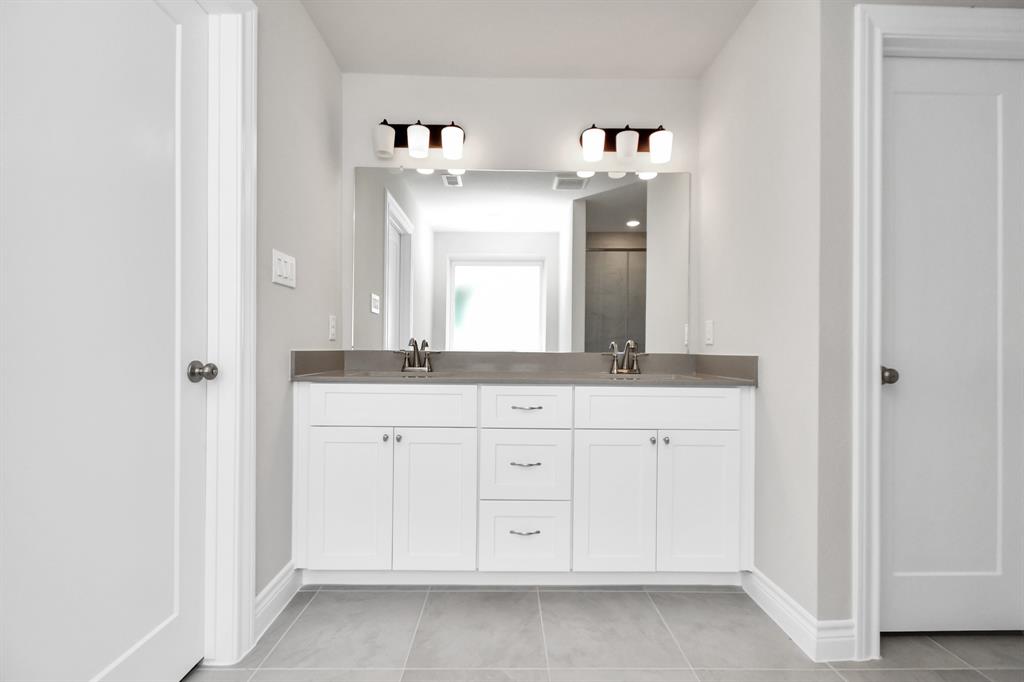 10145 Cabo Del Sol Drive, Cleveland, Texas image 19