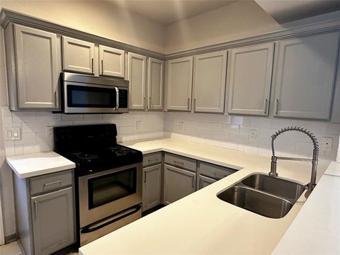 3738 Lehall Street B Houston TX 77021