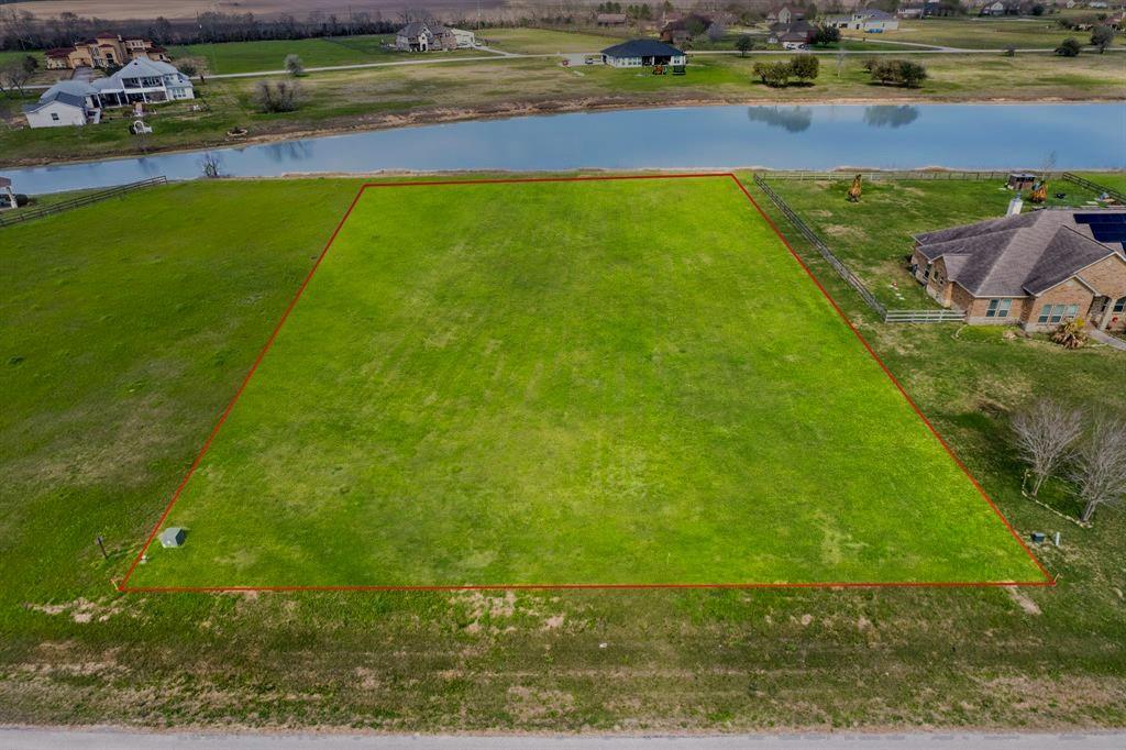 6818 Brazos Lakes Drive