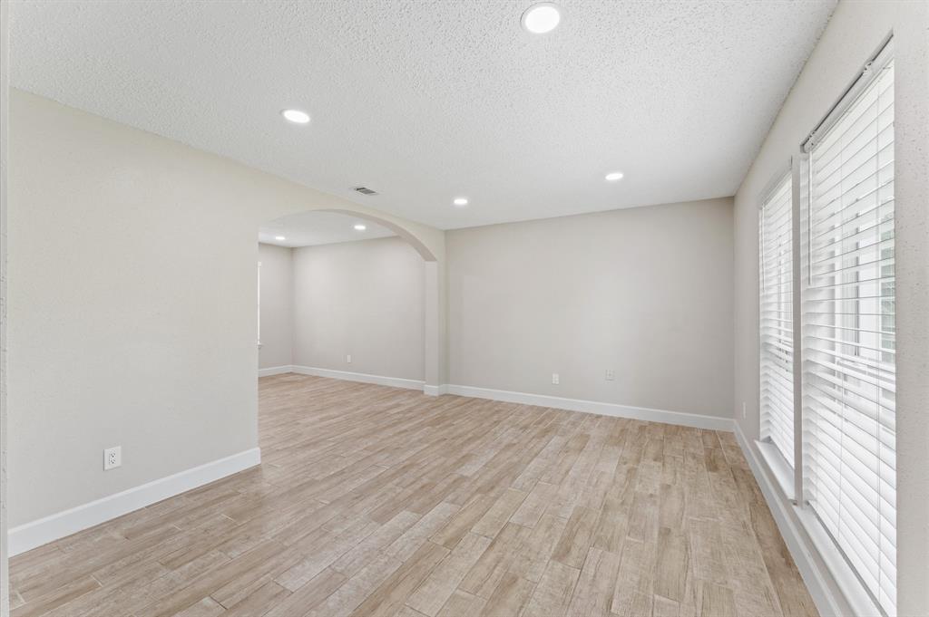 4519 Pioneer Trail, Sugar Land, Texas image 7