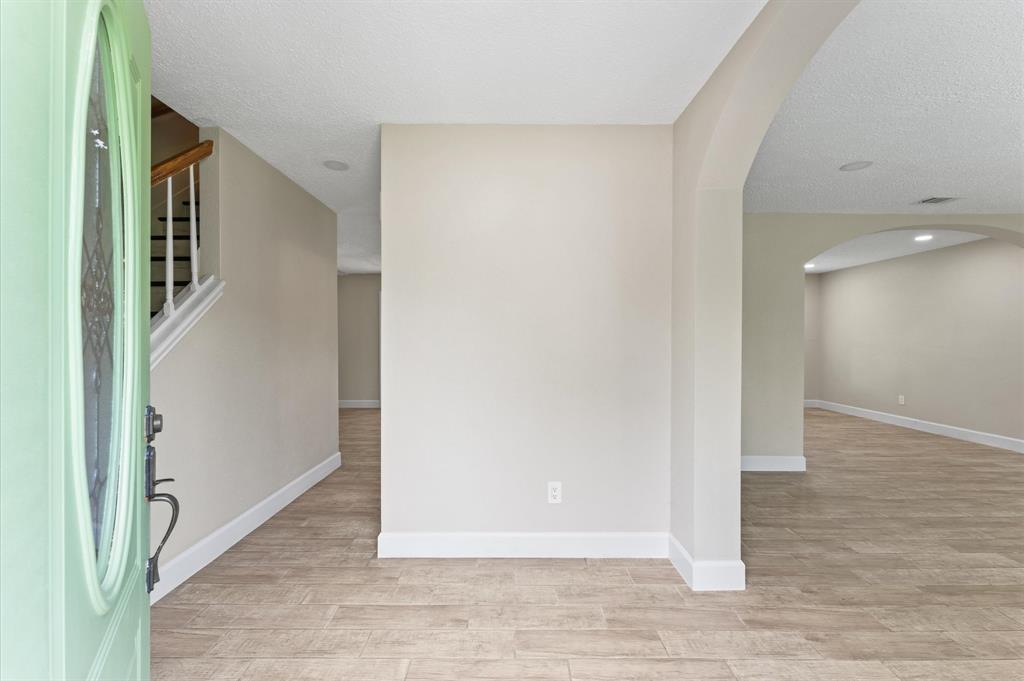 4519 Pioneer Trail, Sugar Land, Texas image 5