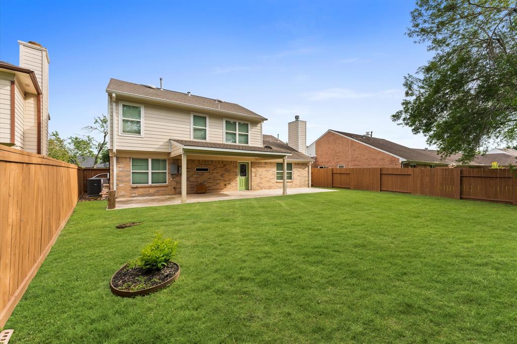 4519 Pioneer Trail, Sugar Land, Texas image 28