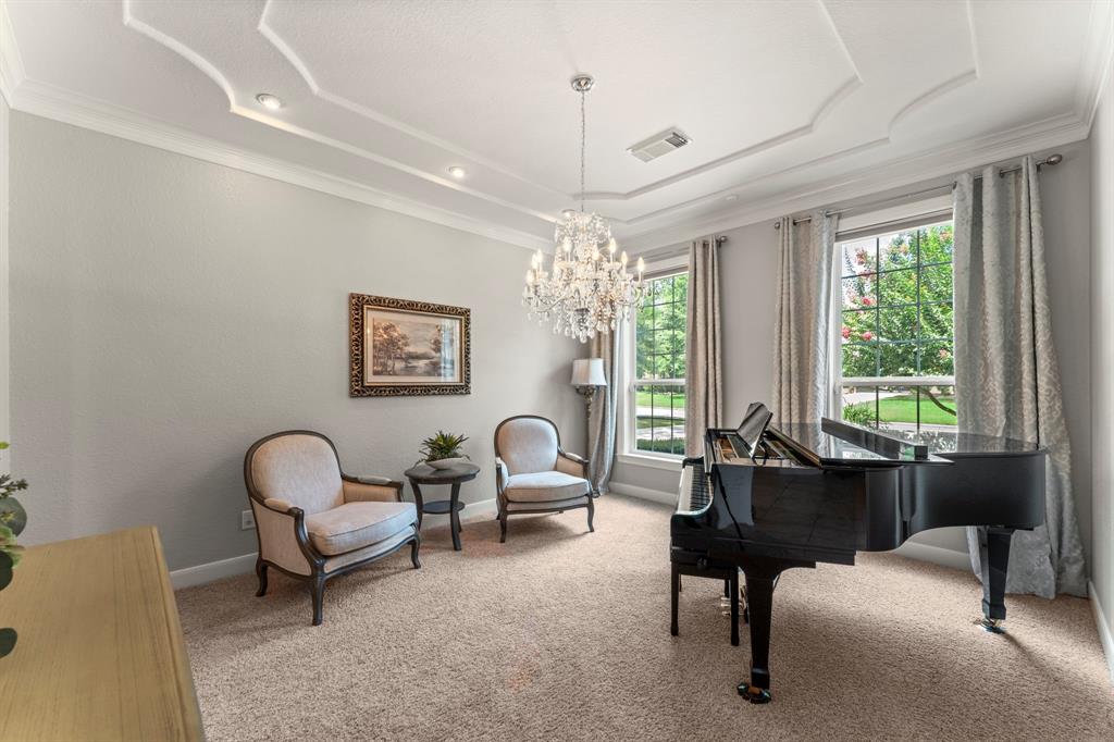 71 S Fair Manor Circle