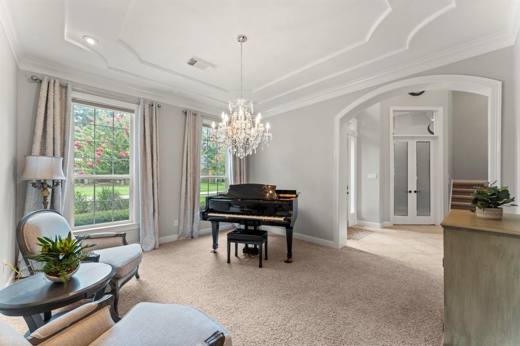 71 S Fair Manor Circle