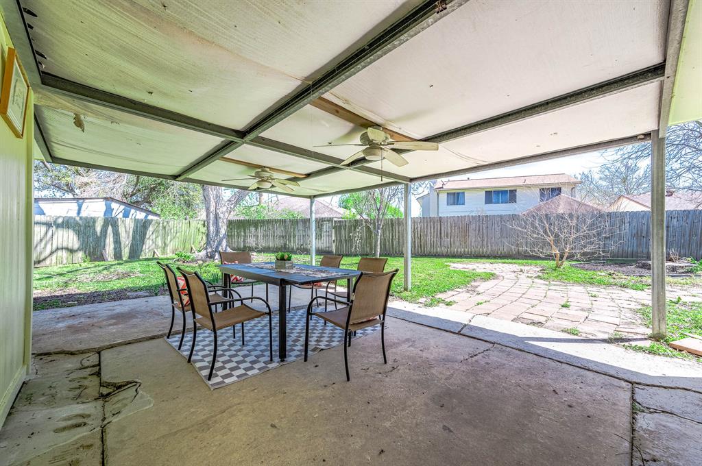 308 Cherry Court, La Porte, Texas image 32
