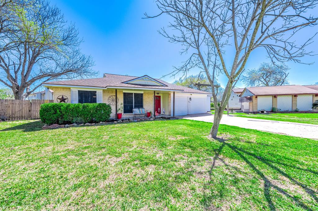 308 Cherry Court, La Porte, Texas image 50