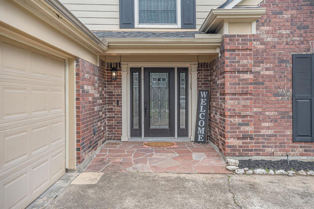 10939 Spruce Drive N