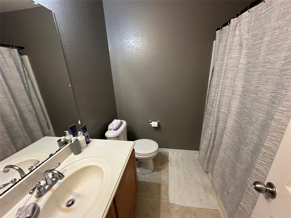 149 Silver Lake Court, La Marque, Texas image 16