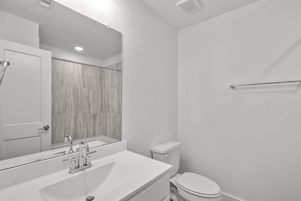 22486 Birchfield Grove Lane, New Caney, Texas image 10