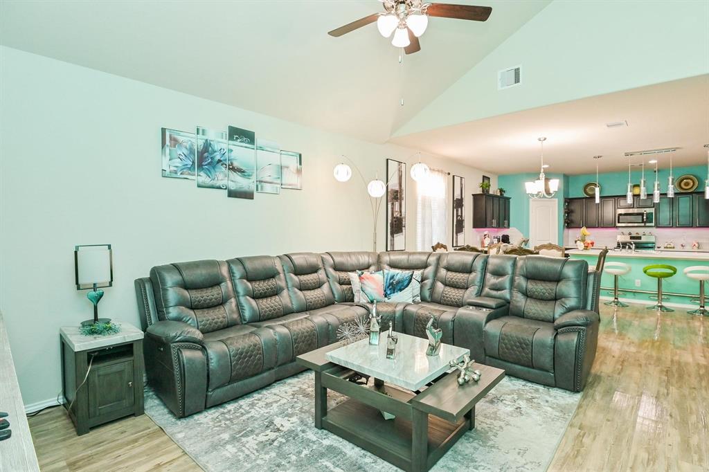 21003 Iris Holly Street, Katy, Texas image 16