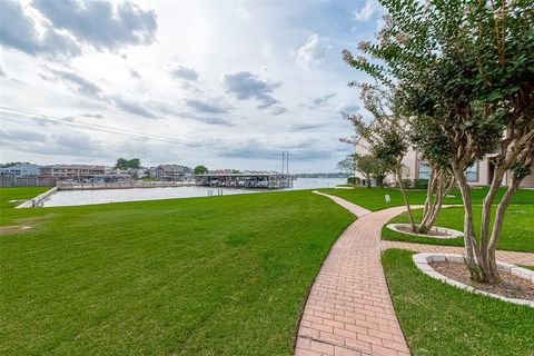 A home in Conroe