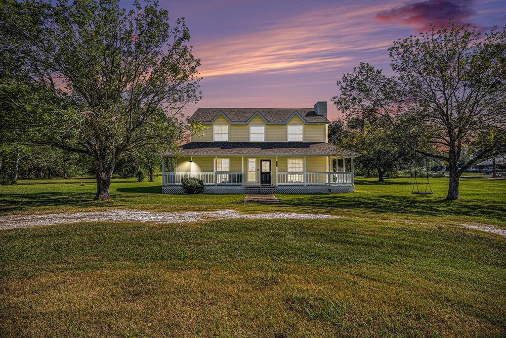 16819 Keith Circle, Alvin, Texas image 2