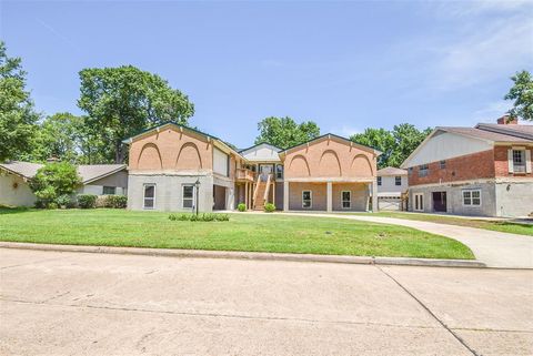 A home in Nassau Bay