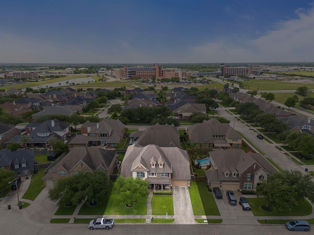 2553 Valencia Cove, League City, Texas image 37