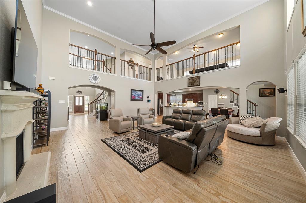 2553 Valencia Cove, League City, Texas image 7