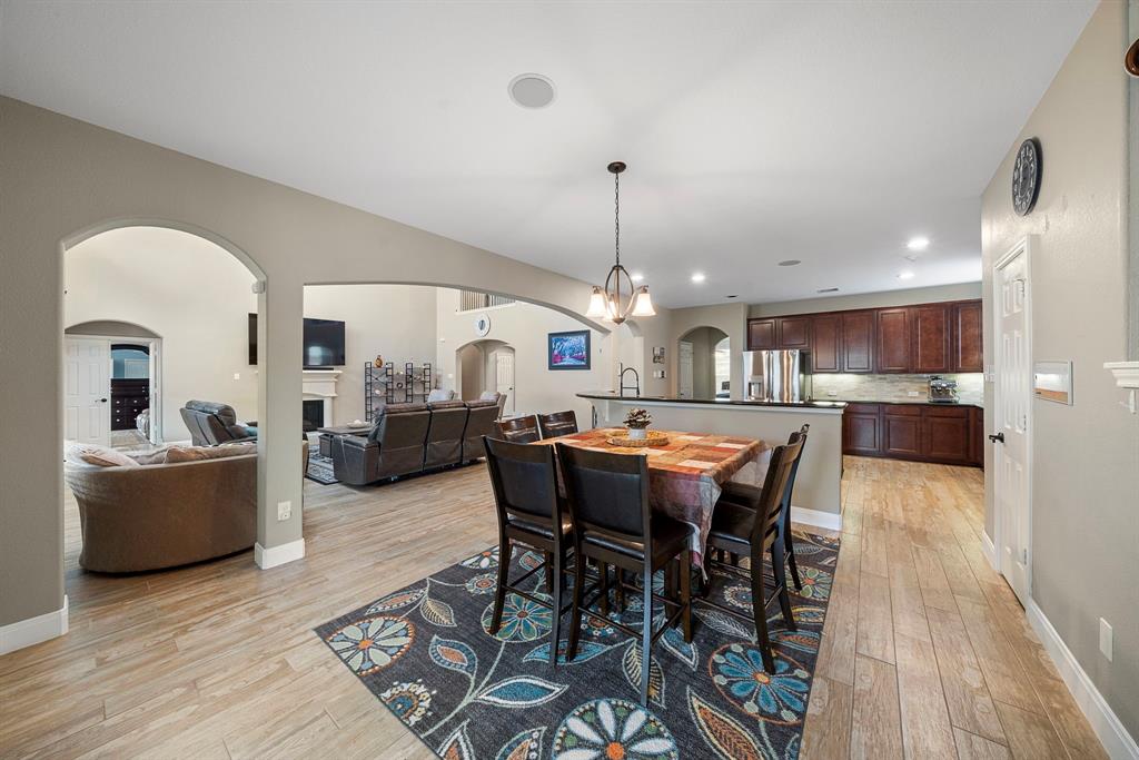 2553 Valencia Cove, League City, Texas image 18