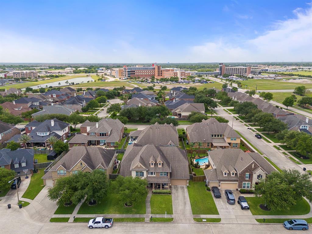 2553 Valencia Cove, League City, Texas image 38