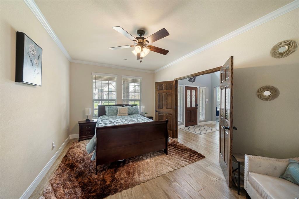 2553 Valencia Cove, League City, Texas image 10