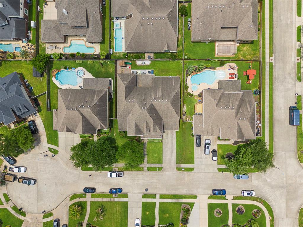 2553 Valencia Cove, League City, Texas image 42