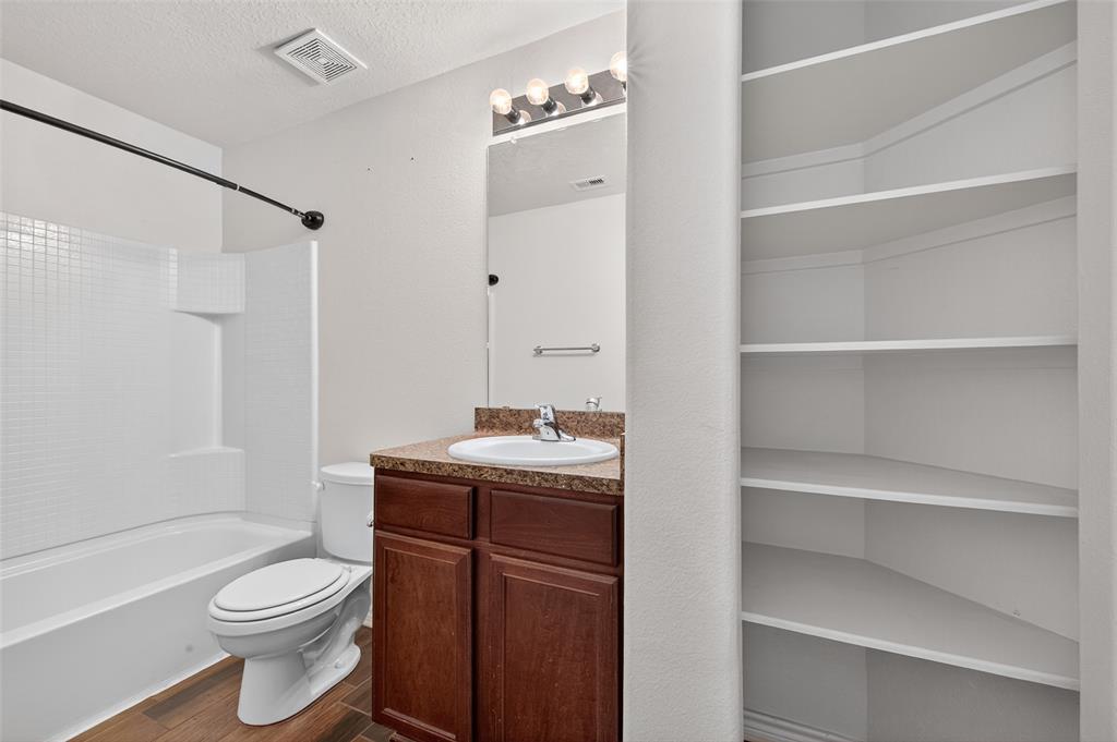 Houston, Texas 77044, United States, 3 Bedrooms Bedrooms, ,2 BathroomsBathrooms,Residential,Active,171510