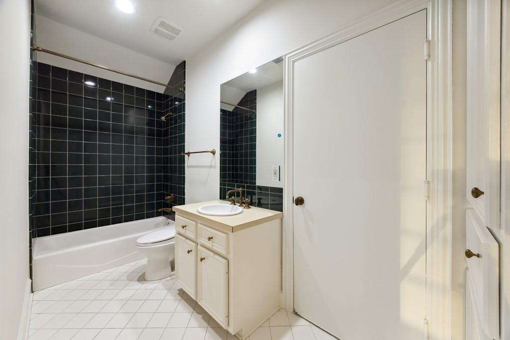 5681 Bordley Drive, Houston, Texas image 41