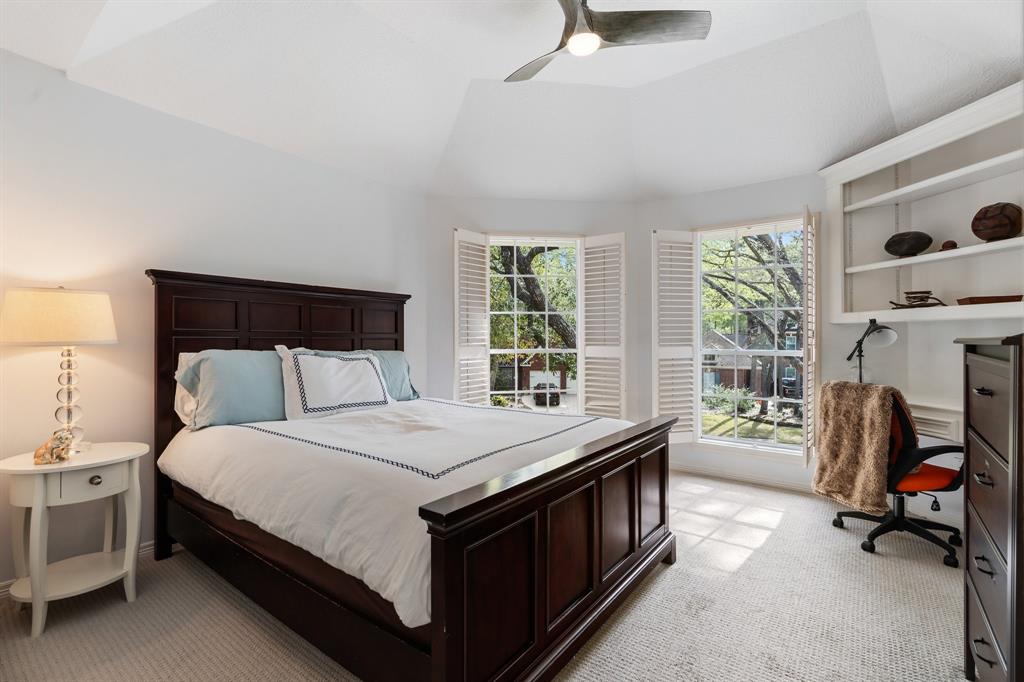 101 W Wedgemere Circle, The Woodlands, Texas image 24