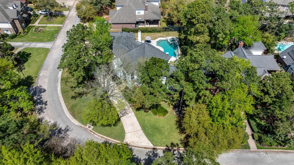 101 W Wedgemere Circle, The Woodlands, Texas image 32