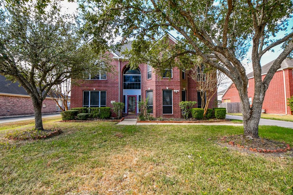 2602 Sunday House Court, Pearland, Texas image 2