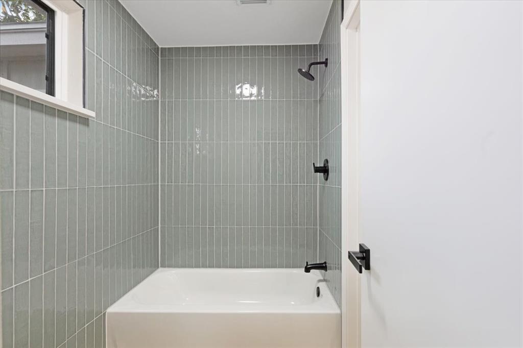 2506 Swan Court, Houston, Texas image 24