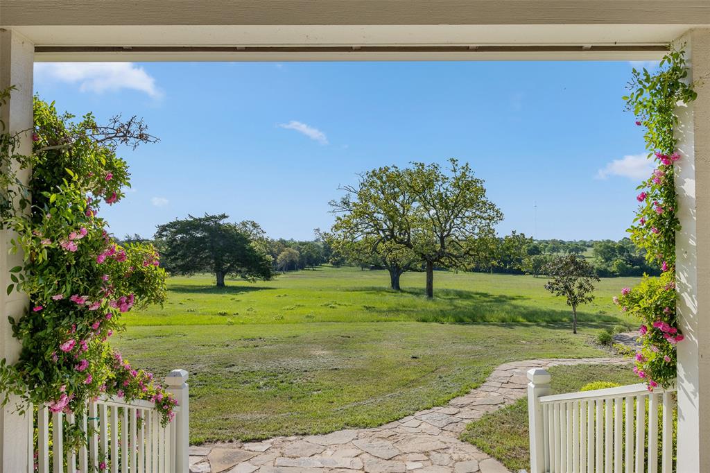 2730 Wunderlich Road, Fayetteville, Texas image 21