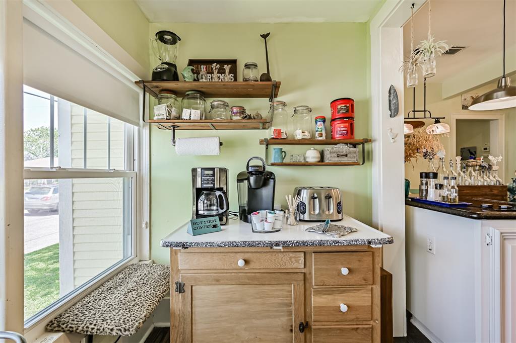 3927 Bernardo De Galvez Avenue, Galveston, Texas image 35