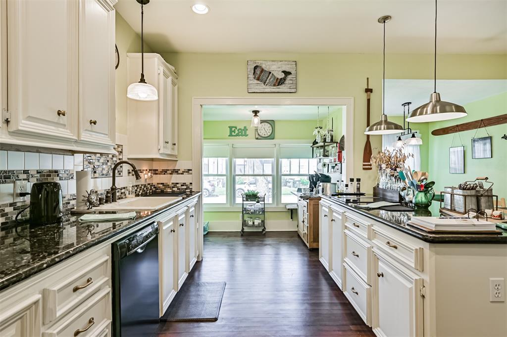 3927 Bernardo De Galvez Avenue, Galveston, Texas image 30