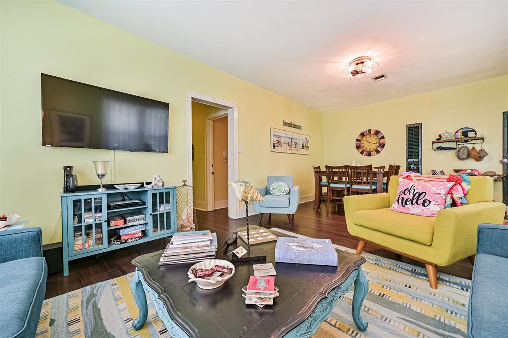 3927 Bernardo De Galvez Avenue, Galveston, Texas image 15
