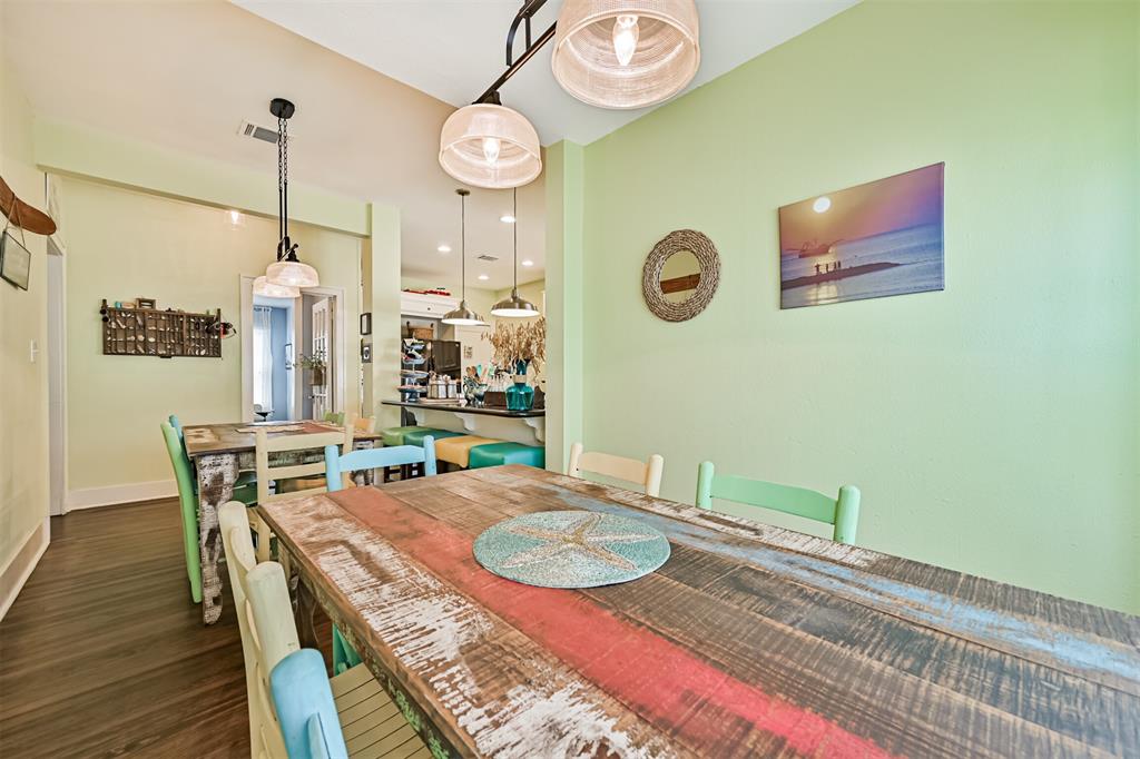 3927 Bernardo De Galvez Avenue, Galveston, Texas image 27