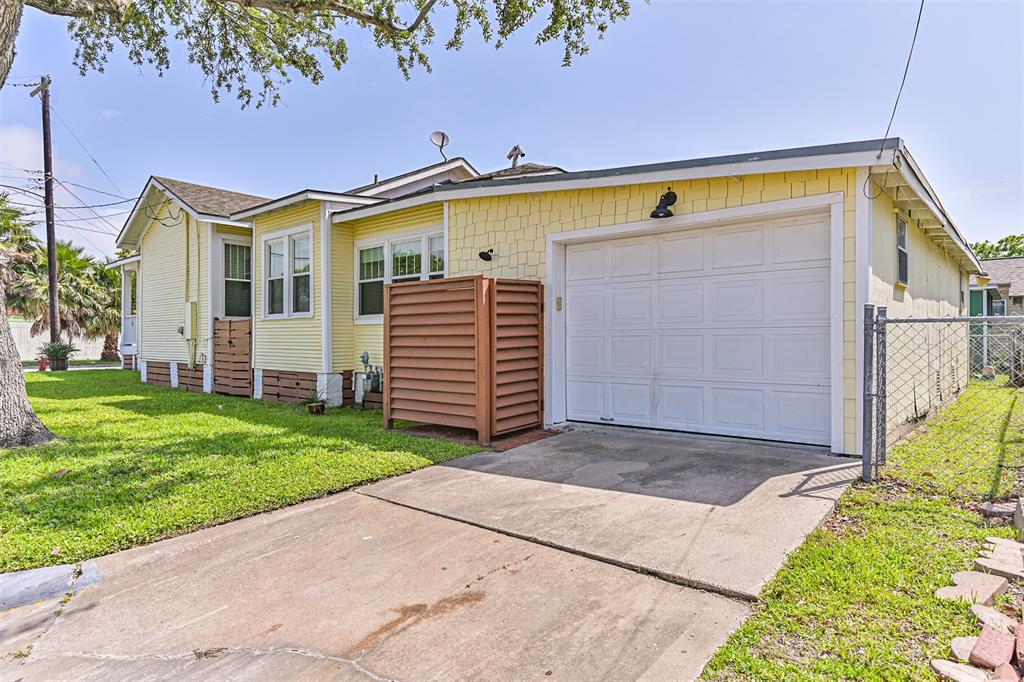 3927 Bernardo De Galvez Avenue, Galveston, Texas image 6