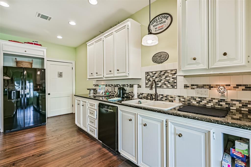 3927 Bernardo De Galvez Avenue, Galveston, Texas image 31