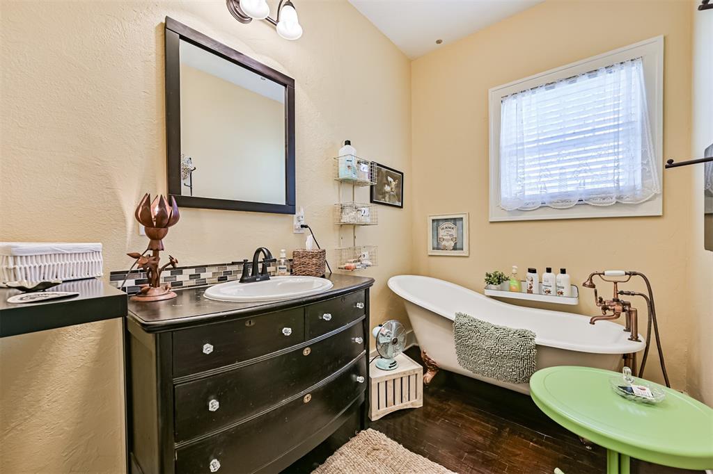 3927 Bernardo De Galvez Avenue, Galveston, Texas image 19
