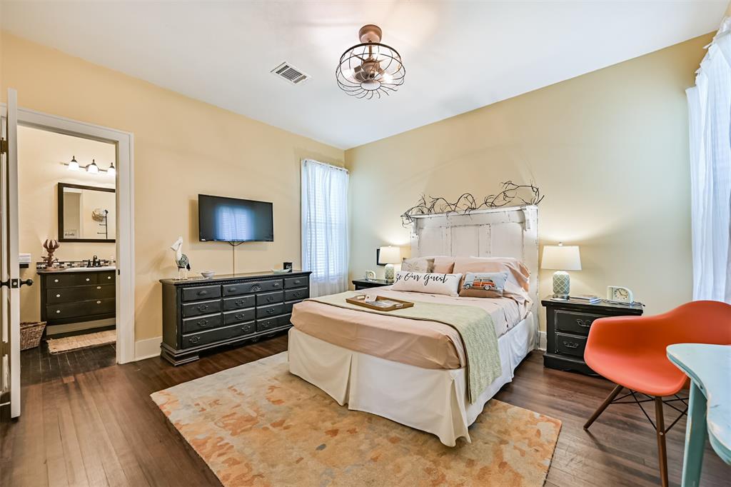 3927 Bernardo De Galvez Avenue, Galveston, Texas image 17