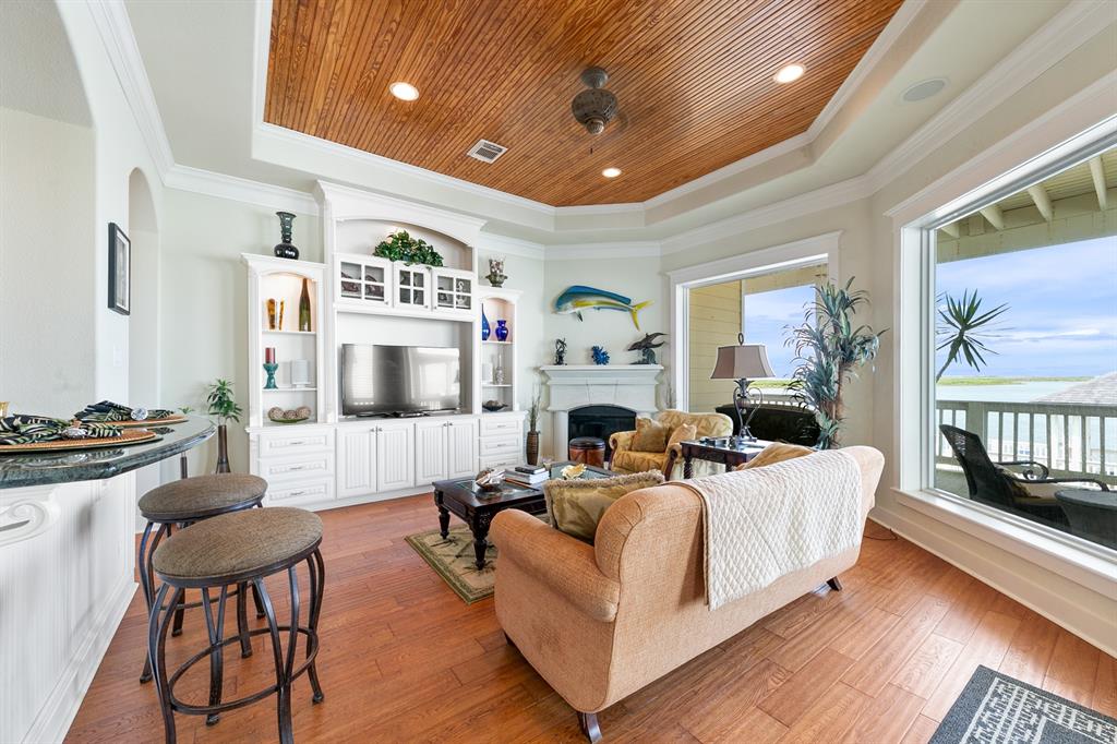 4115 Sand Hill Court, Galveston, Texas image 7