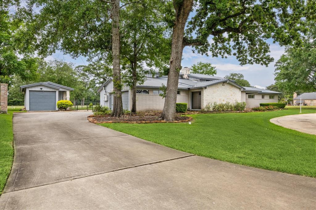 14303 Bonney Brier Drive, Houston, Texas image 3