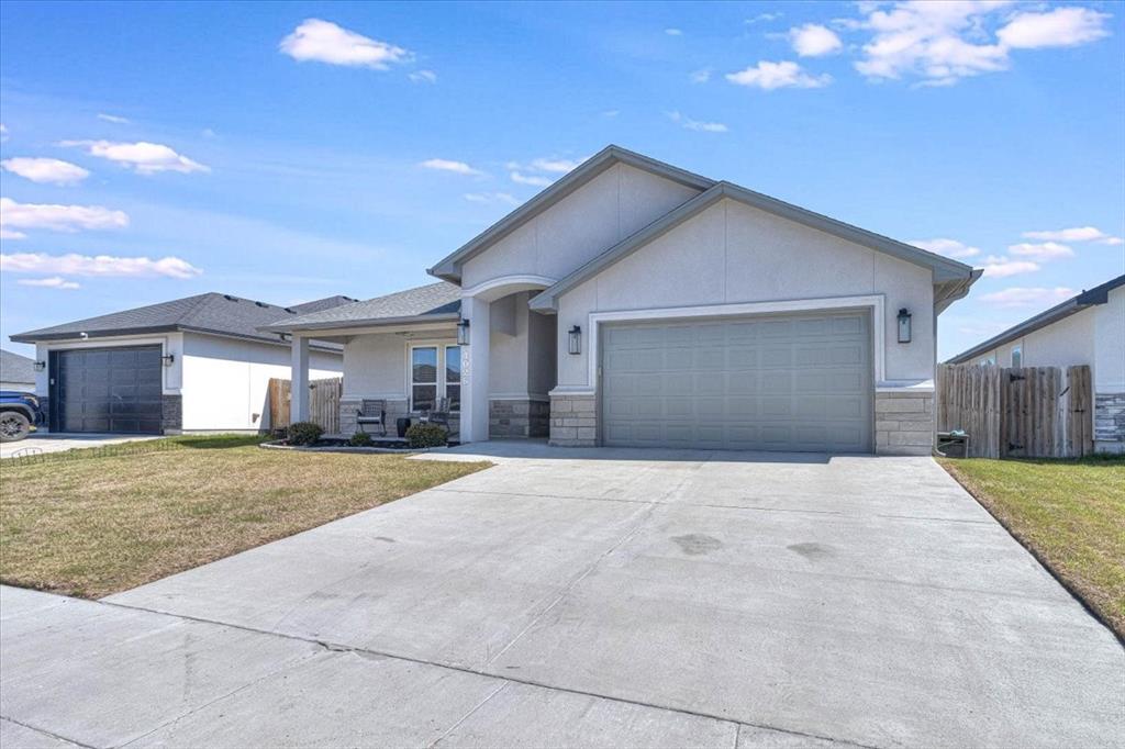 4026 Azali Drive, Corpus Christi, Texas image 1