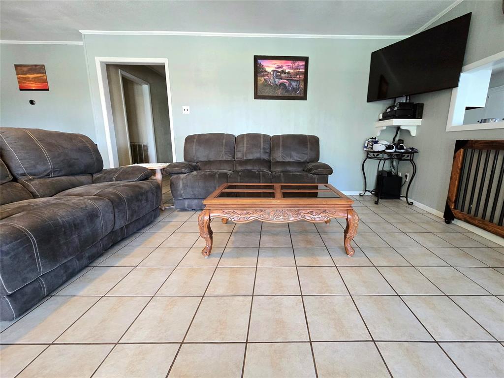 2301 S Byrd Avenue, Shepherd, Texas image 31