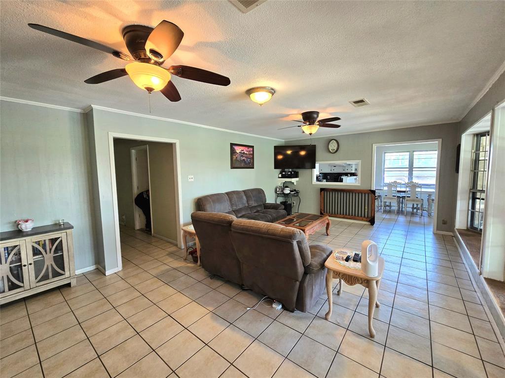 2301 S Byrd Avenue, Shepherd, Texas image 33