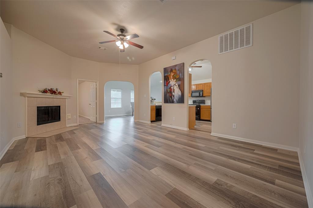4022 Hawthorne Glen Court, Fresno, Texas image 5