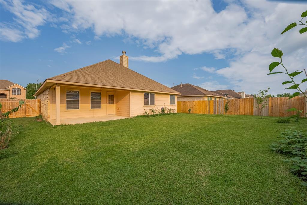4022 Hawthorne Glen Court, Fresno, Texas image 2