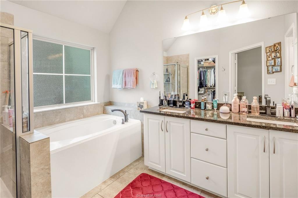4152 Shallow Creek Loop, College Station, Texas image 11