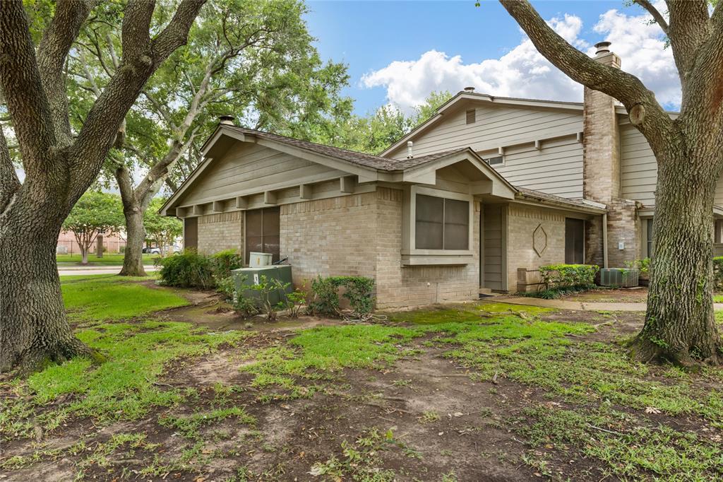 2711 Grants Lake Boulevard #144, Sugar Land, Texas image 2