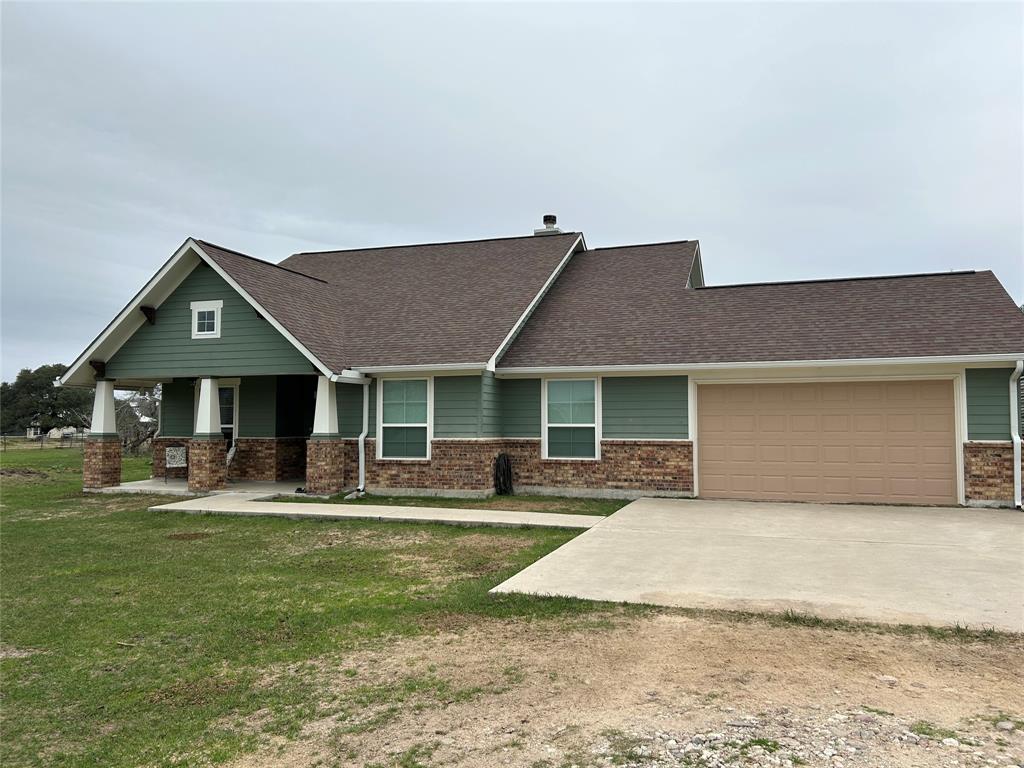 1065 Hoffman Lane, Alleyton, Texas image 1